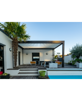 Wall mounted bioclimatic aluminium outdoor pergola