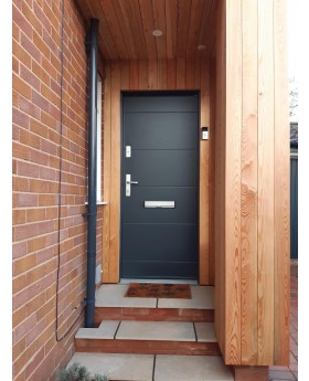 Fargo 26C - entrance door
